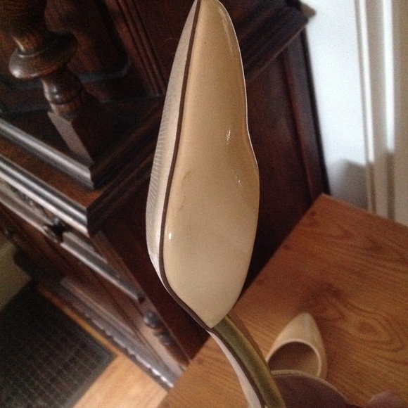 SOLD - Picture 4 of 5